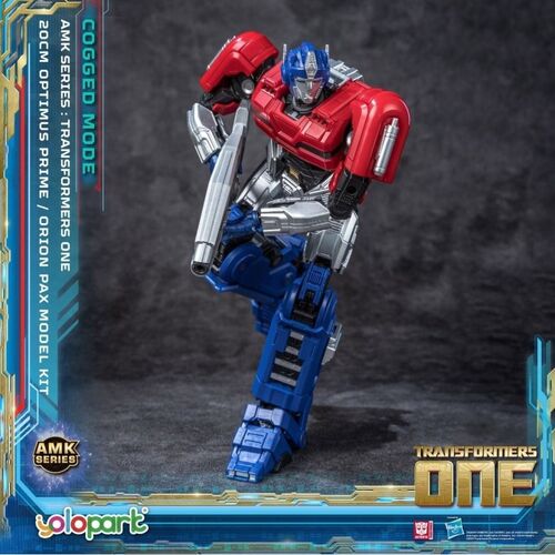 TRANSFORMERS ONE AMK SERIES (COGGED BOT MODE ) OPTIMUS PRIME / ORION PAX MODEL KIT