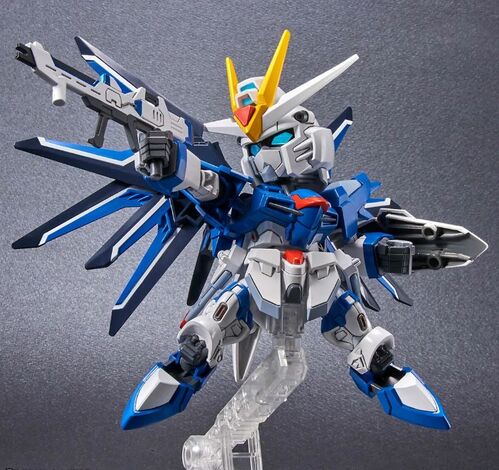 GUNDAM SD EX-STANDARD (020) - RISING FREEDOM GUNDAM