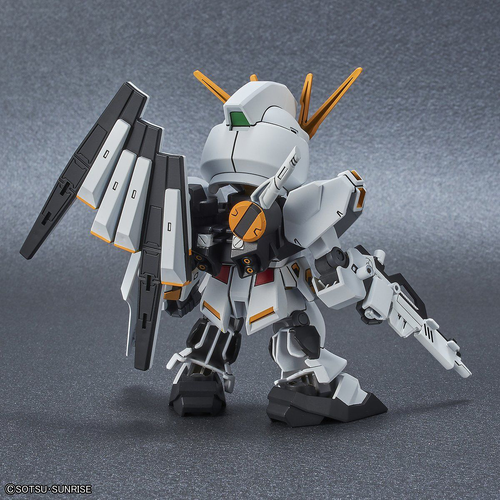 GUNDAM SD EX-STANDARD (016) - NU GUNDAM