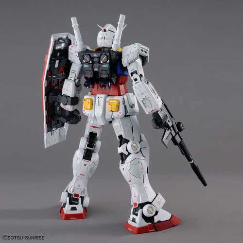 GUNDAM PG UNLEASHED RX-78-2 1/60