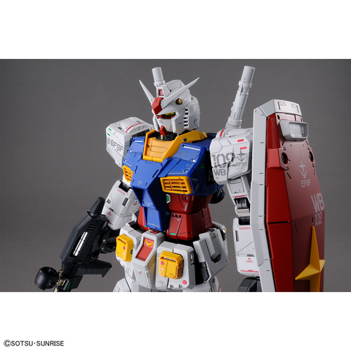 GUNDAM PG UNLEASHED RX-78-2 1/60