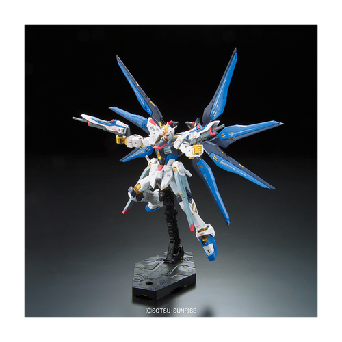 GUNDAM RG -14- SEED ZGMF-X20A STRIKE FREEDOM GUNDAM 1/144