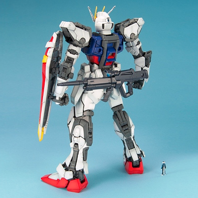 GUNDAM PG -09- GAT-X105 STRIKE GUNDAM 1/60